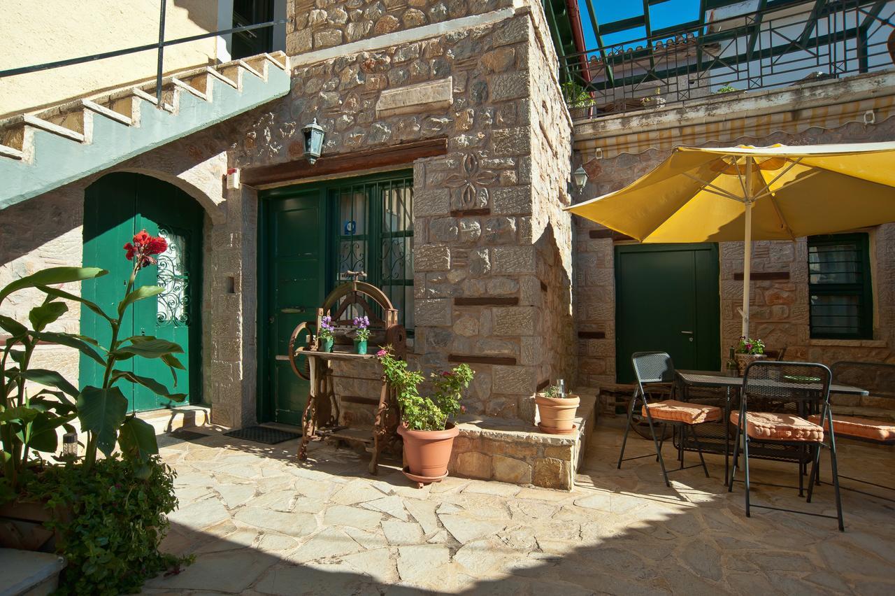 Alexandros Pension Delphi Exterior foto